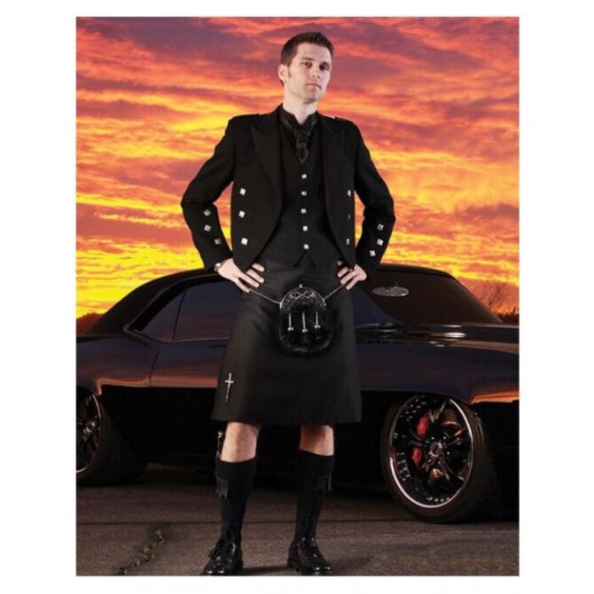 Black Kilt Outfit