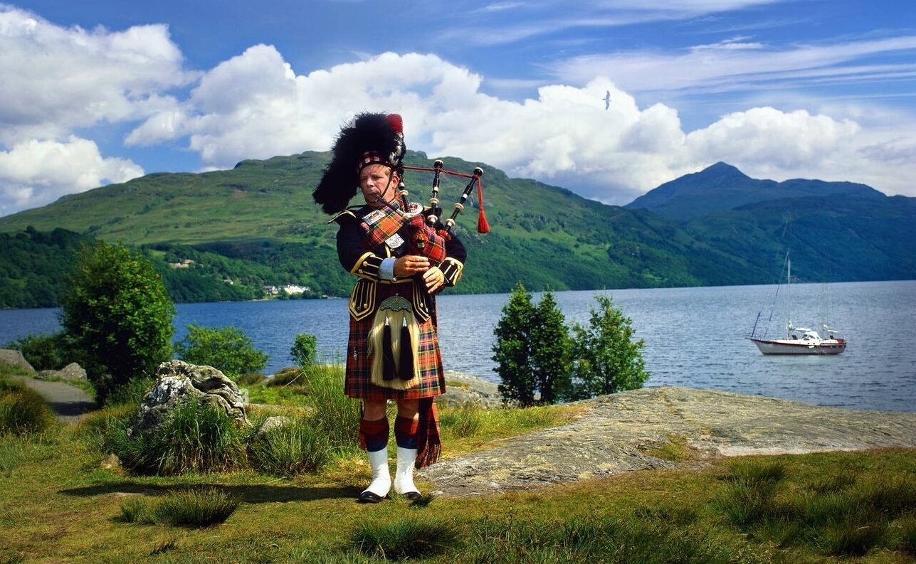 Bagpipes & kilts