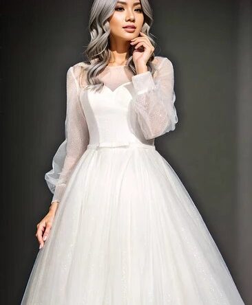 plus-size tulle wedding dress